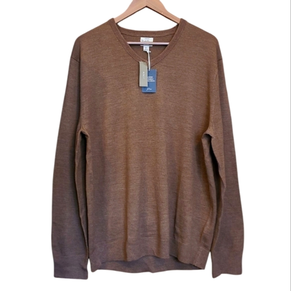 Men's Brown V-Neck Sweater